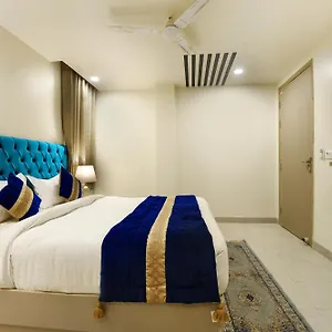 Opo D'or New Delhi